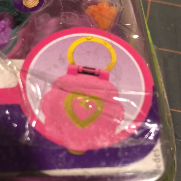 NIP Micro Polly Pockets mini doll play set - Picture 6 of 15